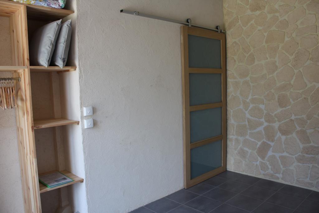 Gite Chevannes Fours  Pokoj fotografie